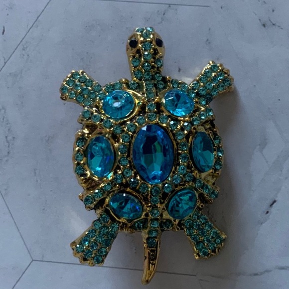 Jewelry - Vintage Style Blue Crystal Rhinestone Turtle Brooch Pin Gold Tone Tortoise 2"